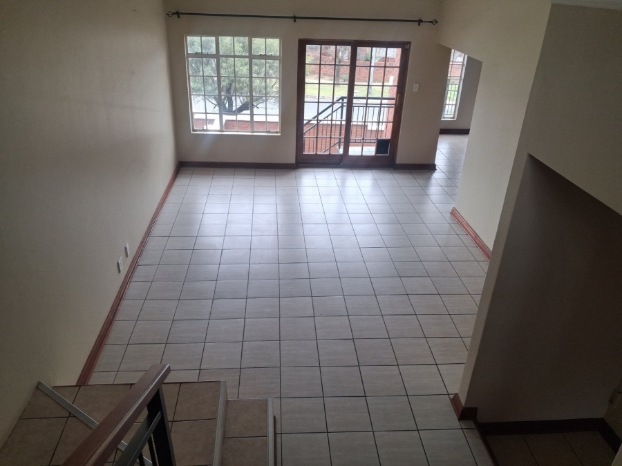 To Let 3 Bedroom Property for Rent in Pentagon Park Free State